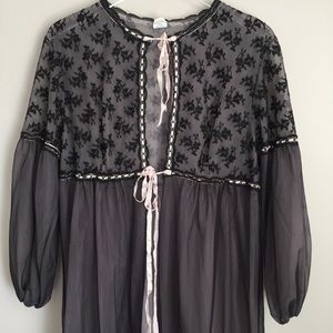Black Lace Vintage Peignoir Lingerie Robe
